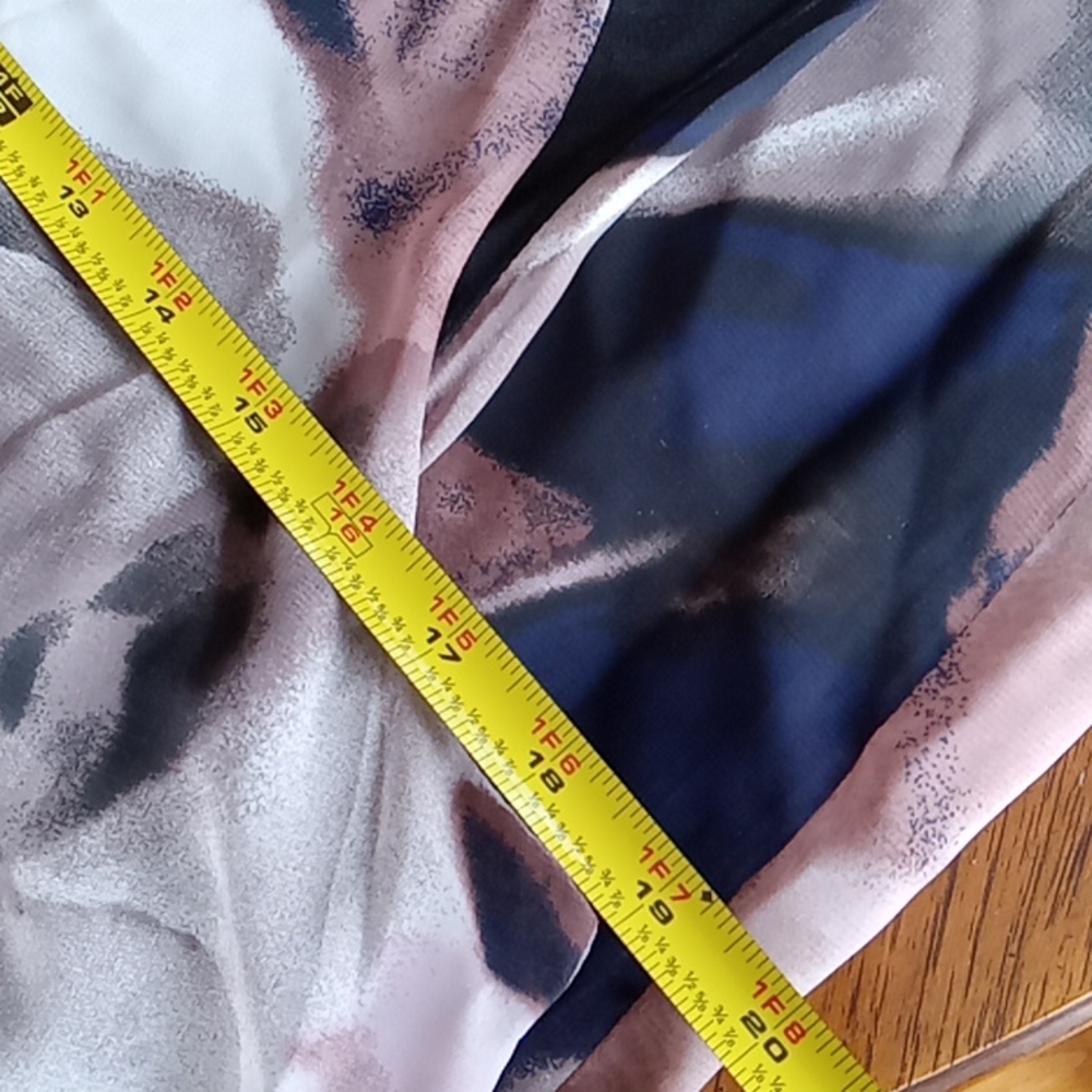 Dress - Picture 5 of 7